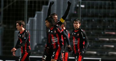 Renato Civelli: Celebrates his goal for Nice
